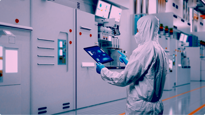 Person in hazmatsuit